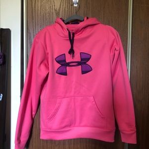 Under Armour long sleeve hoodie sz Small